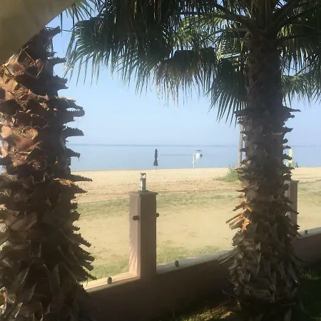 By The Sea Γερακινή